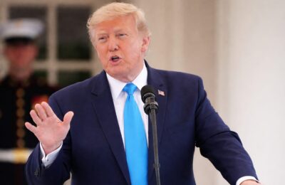 Donald Trump anunță un acord pentru dezarmarea Hamas în Gaza în maximum 320 de zile