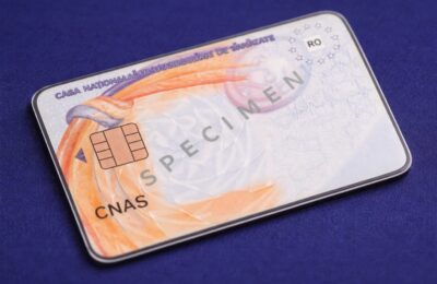 Cardul de sănătate va fi înlocuit treptat cu cartea electronică de identitate de la 1 septembrie