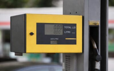 Motorina standard a ajuns la 10,57 lei pe litru în București după o scumpire de până la 15 bani