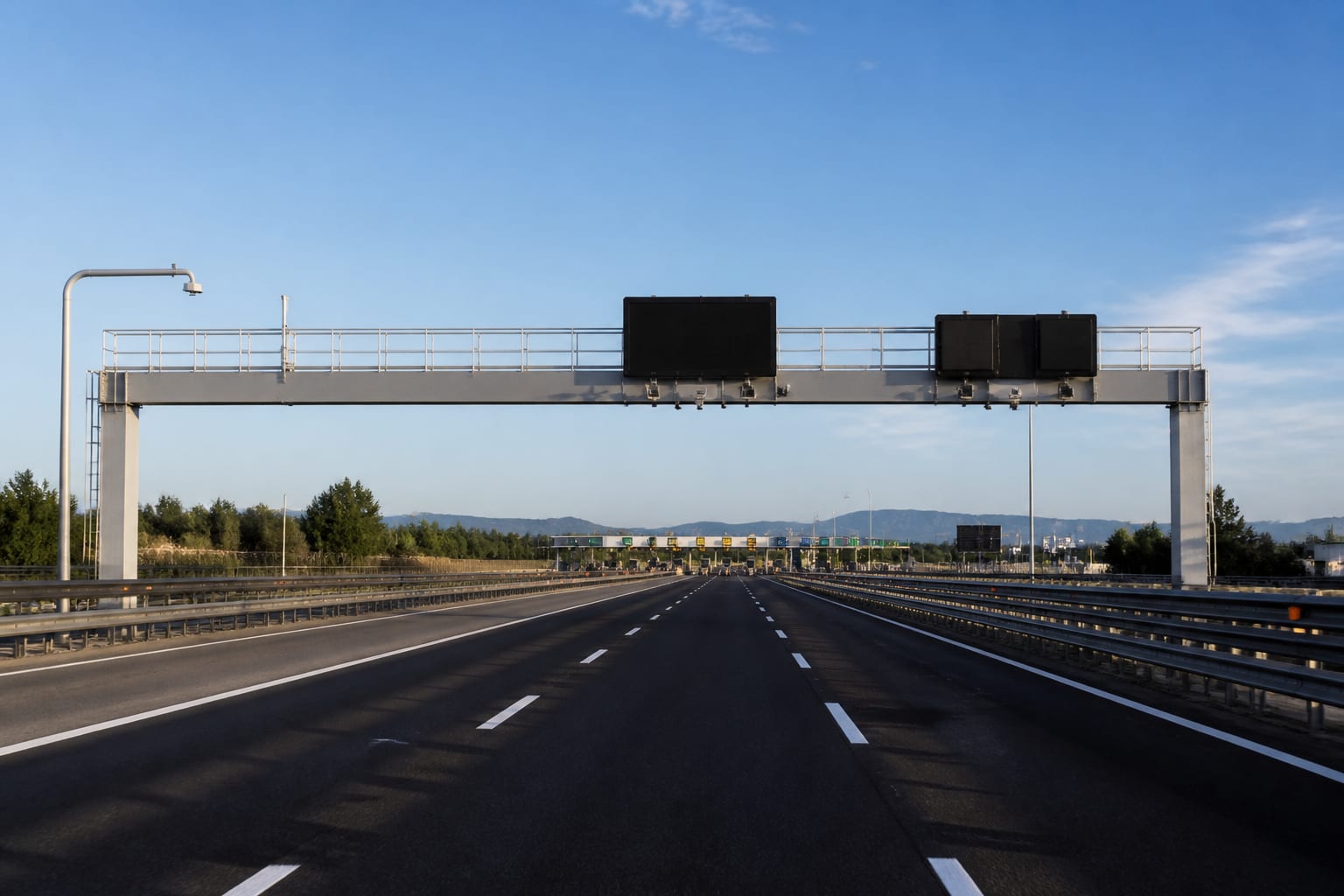 Taxa de autostradă fără barieră pe încă 200 km în Italia. Șoferii care nu plătesc în 15 zile riscă amenzi de până la 344 de euro