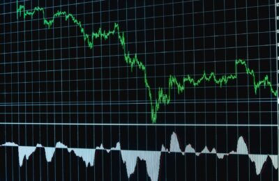 Nouă bănci din România au închis semestrul pe pierdere, deși sistemul a făcut profit. Ce arată datele BNR