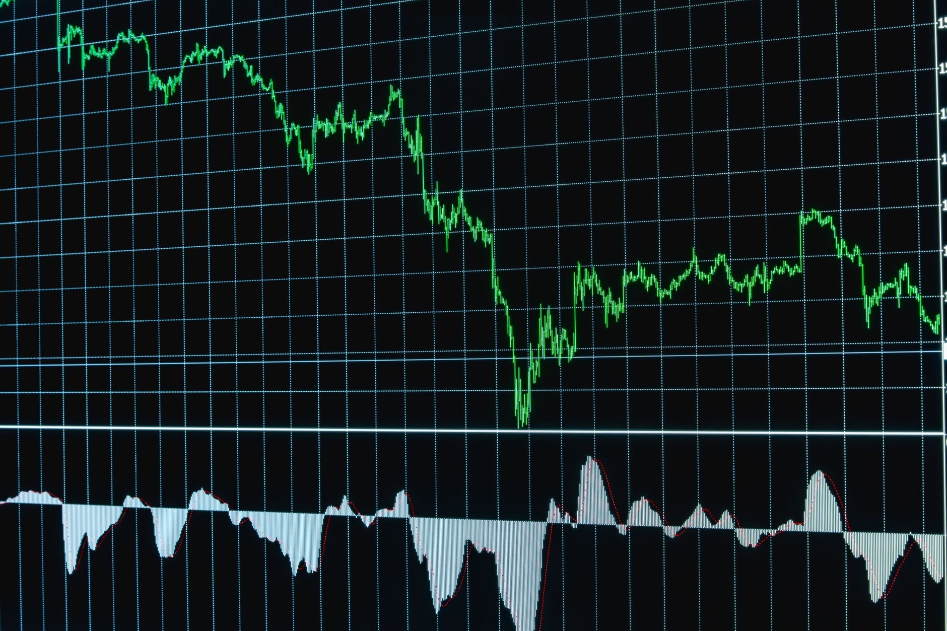 Nouă bănci din România au închis semestrul pe pierdere, deși sistemul a făcut profit. Ce arată datele BNR