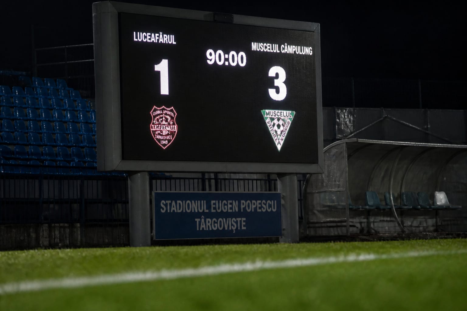 FCSB a pierdut al doilea meci consecutiv în Superligă, 1-3 cu UTA Arad