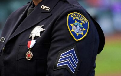 Poliția din Oakland iese de sub supraveghere federală după 23 de ani, deși anchetele privind abaterile grave întârzie