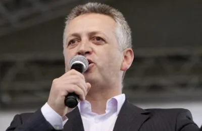 Firma lui Relu Fenechiu a primit fără licitație 24 de contracte publice de 5.350.443 de lei